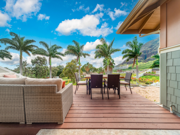Luxury 4-Bedroom Retreat in Makaha Valley, Oahu - Your Perfect Getaway in Paradise